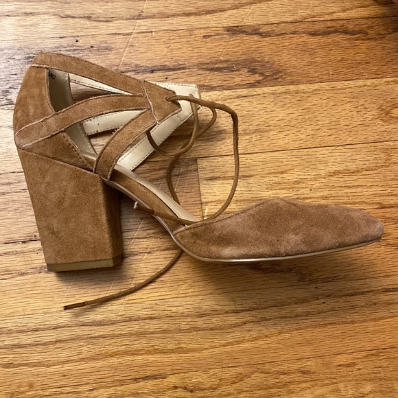 Nine West suede heels - Picture 3 of 8